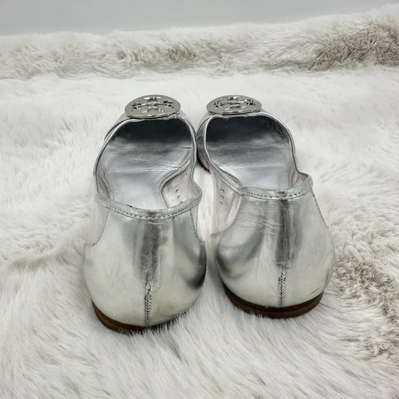 Tory Burch Reva Audrey Silver & Clear Ballet Flat Sz 9 - Picture 8 of 11